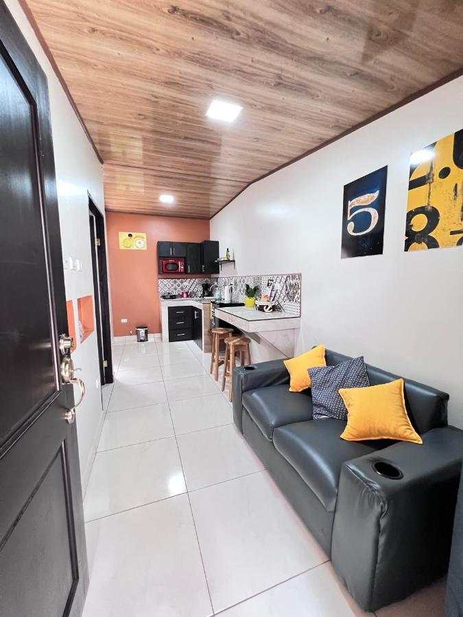 Апартаменты Apartamento H Gonzalez 14 Алахуэла Экстерьер фото